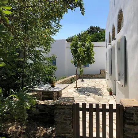 Villa Tina & Miltos