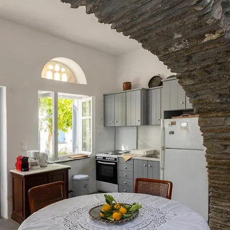 Tina & Miltos * Kariá